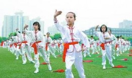 首经贸体育吃瓜